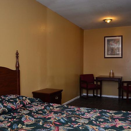 Everkleen Motel Downtown Сан-Антонио Экстерьер фото
