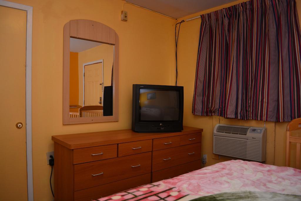 Everkleen Motel Downtown Сан-Антонио Экстерьер фото